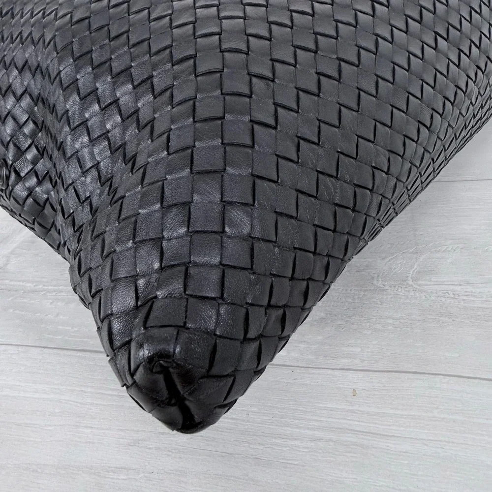 Bottega Veneta Intrecciato Tote Bag Convertible Large Black Woven Leather Italy